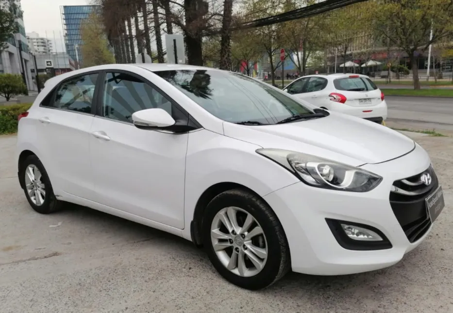 Imagen 3 HYUNDAI I30 1.8 GLS GD SUN FULL AUTO