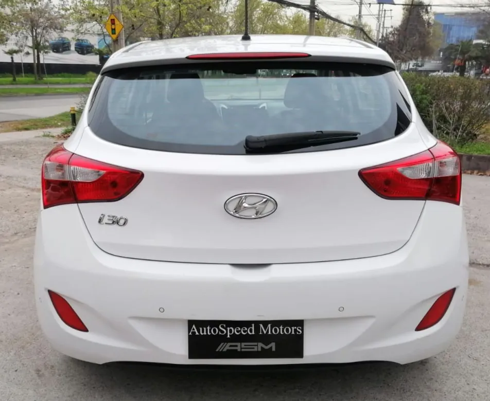 Imagen 5 HYUNDAI I30 1.8 GLS GD SUN FULL AUTO