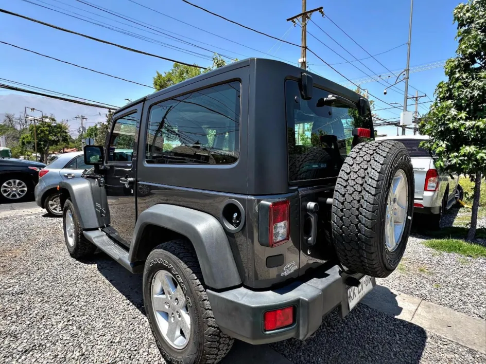 Imagen 4 JEEP WRANGLER SPORT 4X4 3.6 AUT