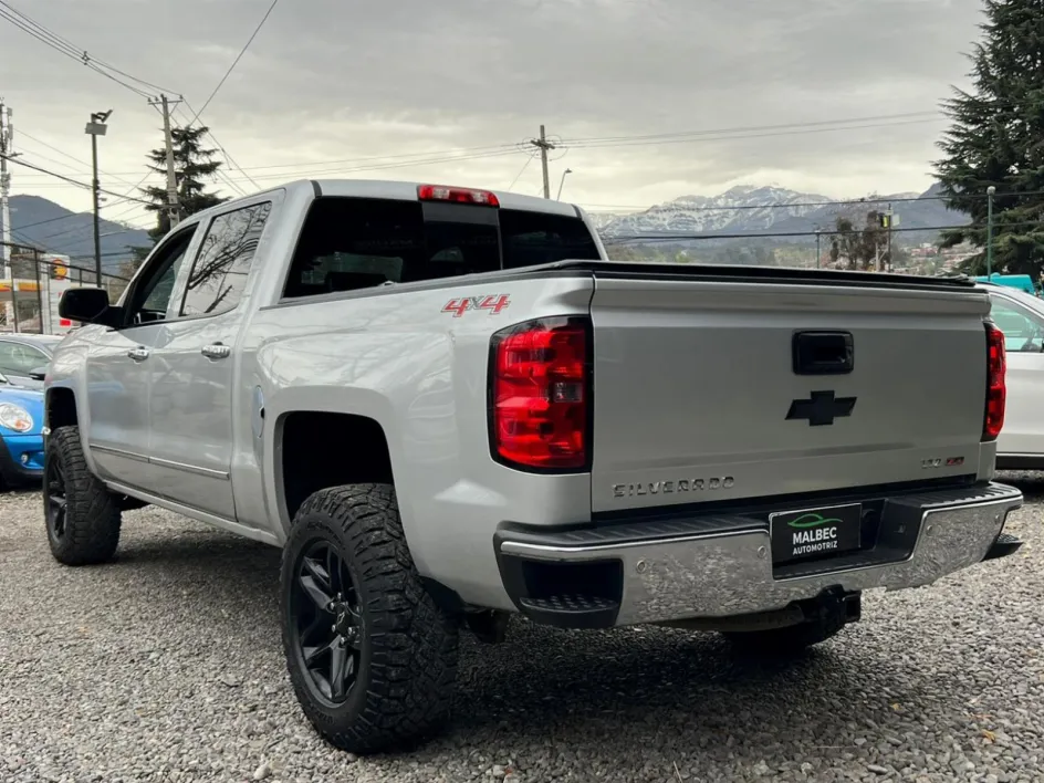 Imagen 4 CHEVROLET SILVERADO LTZ